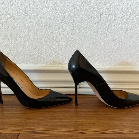 Patent Manolo Blahnik Stilettos - Picture 4 of 9